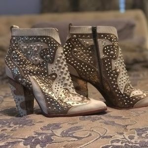 Frye Remy Deco Ankle Bootie